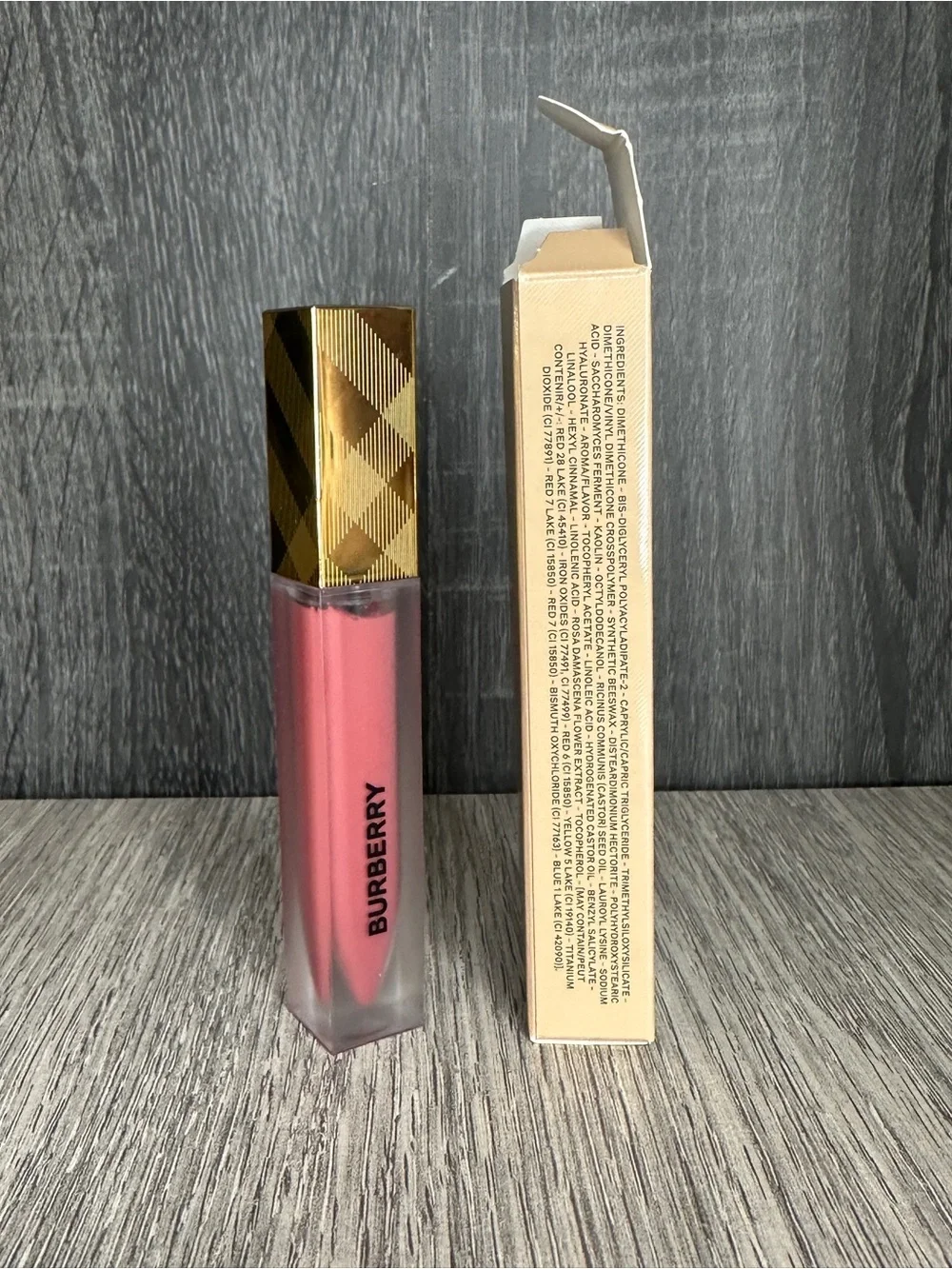 Burberry Kisses Liquid Matte Lipstick - Blush Pink